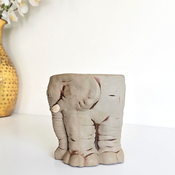Vintage Ceramic Elephant Grey Planter Pottery Succulent Whimsical Pot - Picture 6 of 11